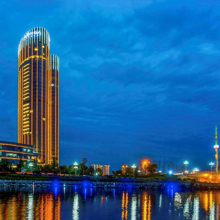 Pullman Linyi Lushang Exterior photo