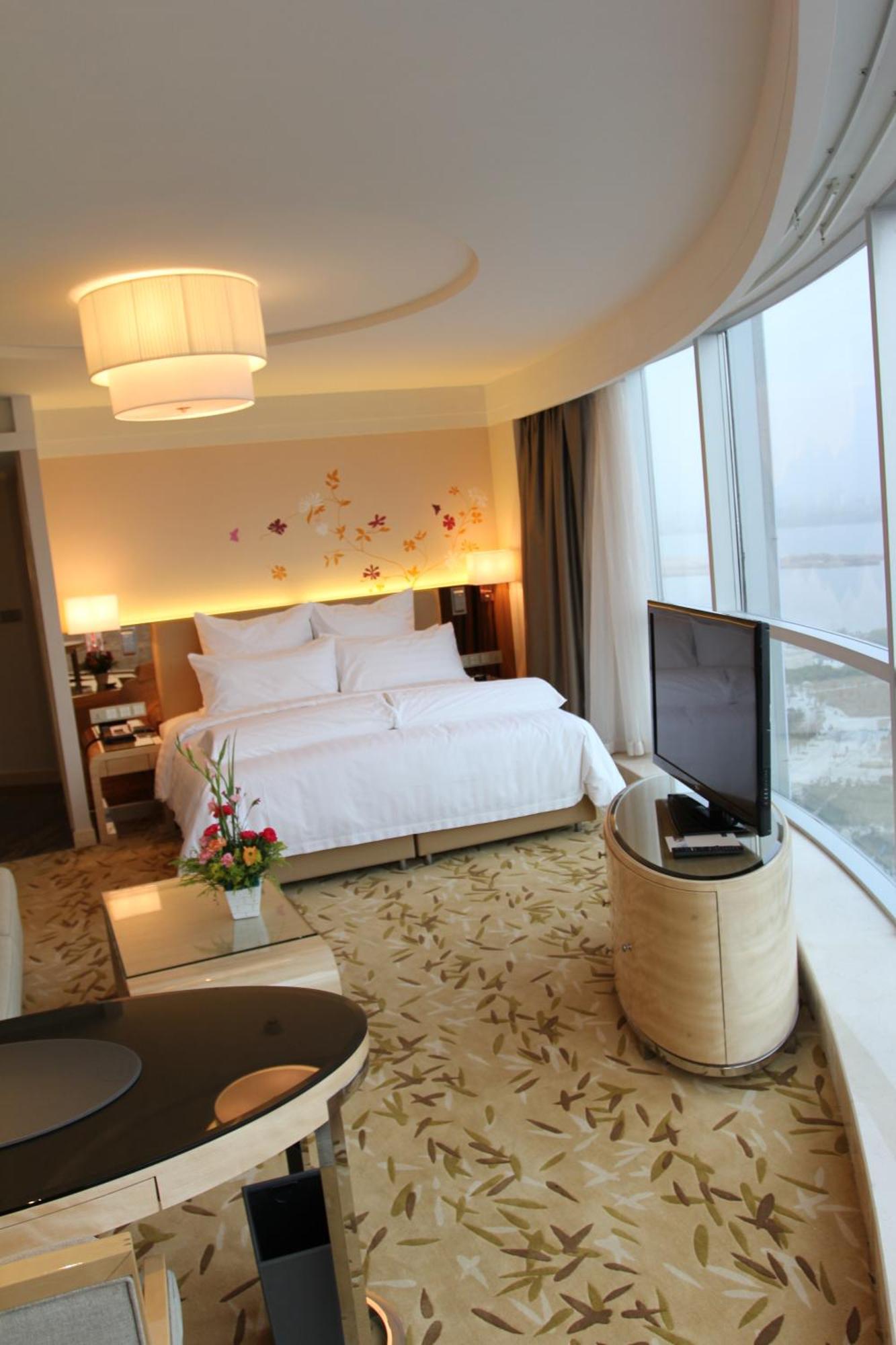 Pullman Linyi Lushang Exterior photo