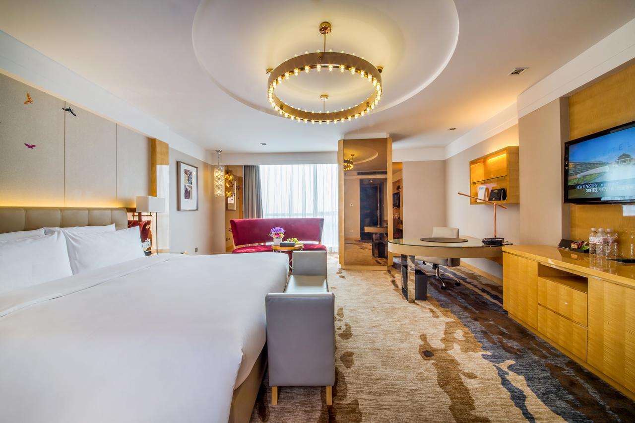 Pullman Linyi Lushang Exterior photo